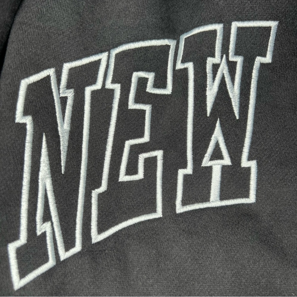 New York Embroidered Black Crewneck Sweatshirt NWT Lomon 3XL Black White Unisex. - Picture 10 of 12